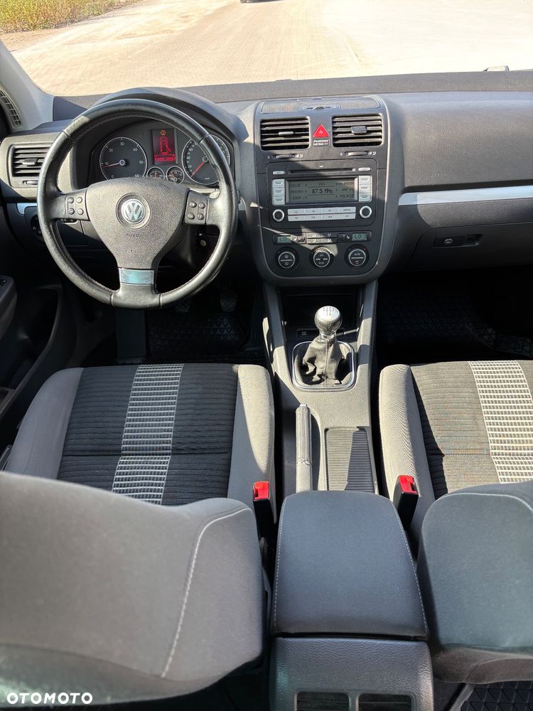 Volkswagen Golf 1.9 TDI Comfortline - 11