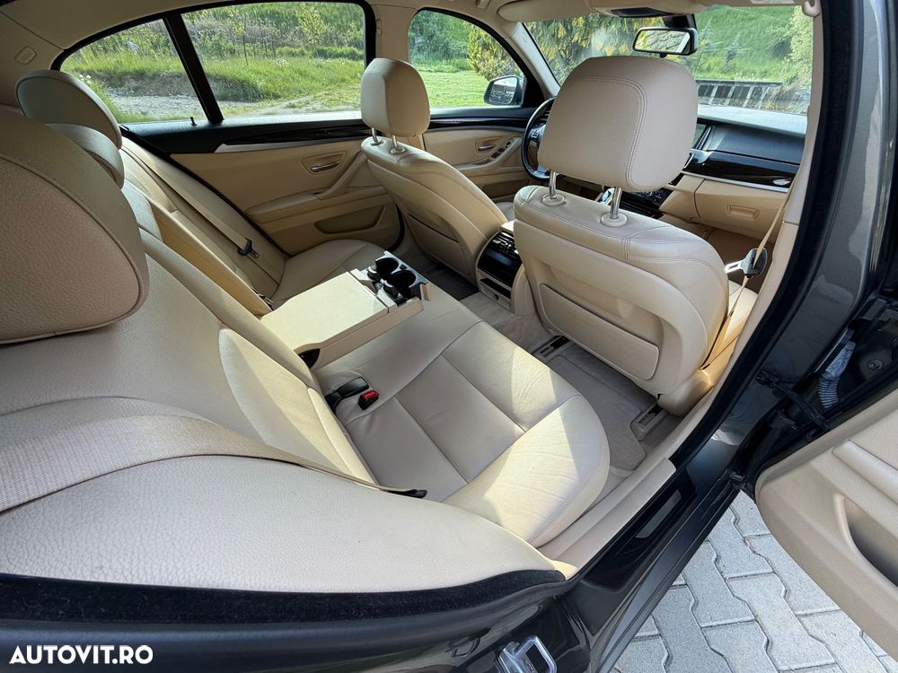 BMW Seria 5 520d Aut. - 15