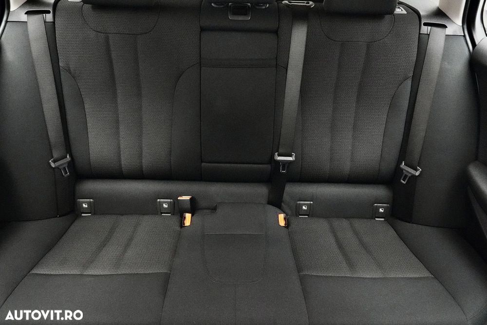 BMW Seria 5 520d - 18