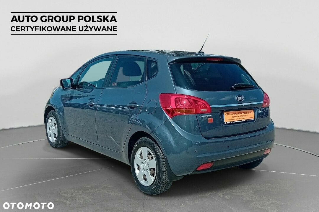 Kia Venga 1.6 L - 3