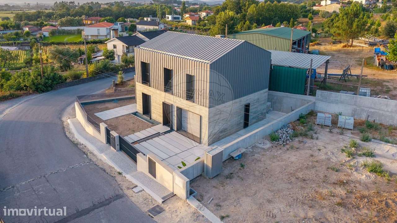 Moradia T3 Única em Airó, Barcelos - Grande imagem: 5/34