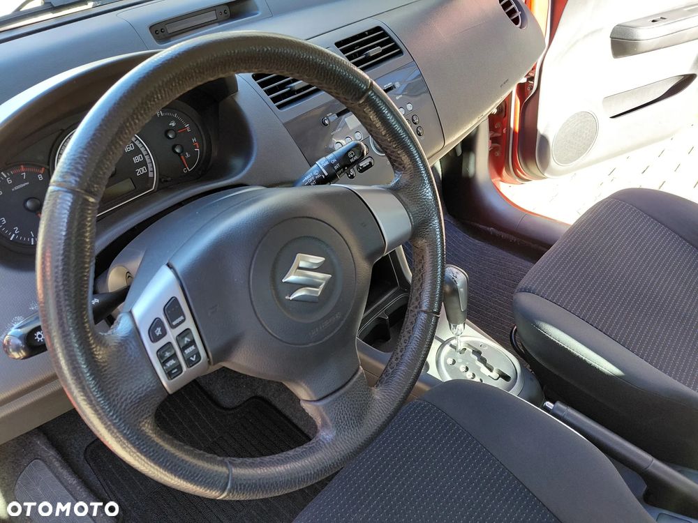Suzuki Swift 1.5 GLX / Comfort - 8