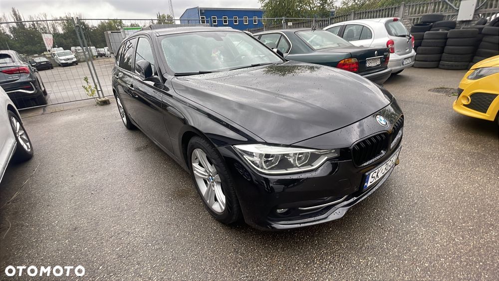 BMW Seria 3 320d Sport Line - 13