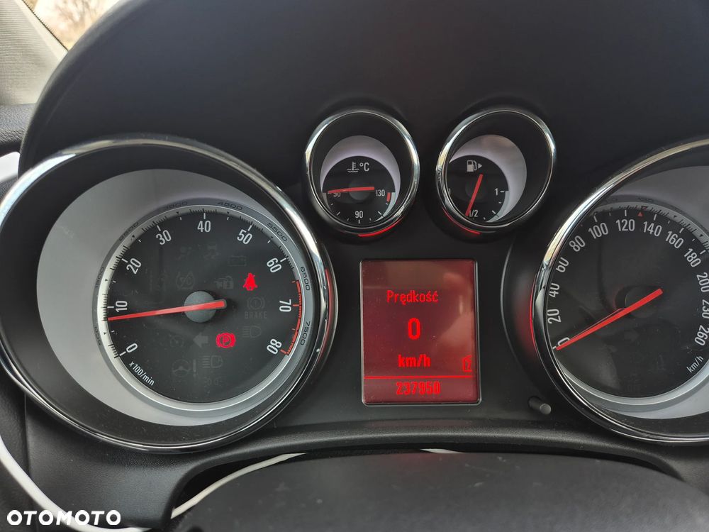 Opel Astra 1.4 T Cosmo - 29