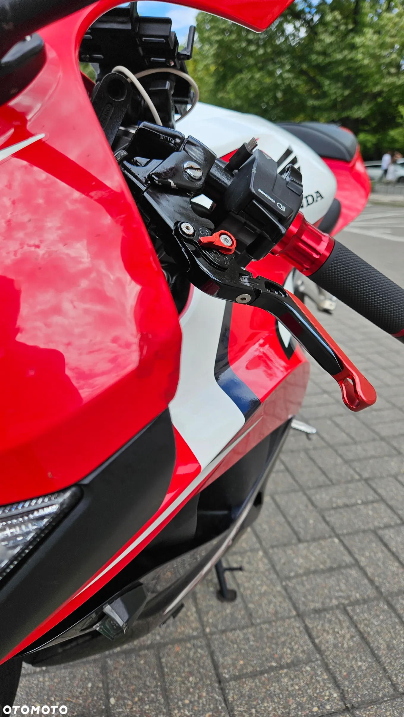 Honda CBR - 6