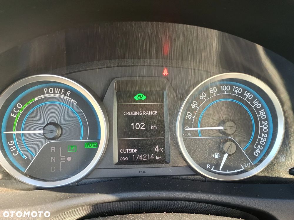 Toyota Auris 1.8 HSD Luna - 11