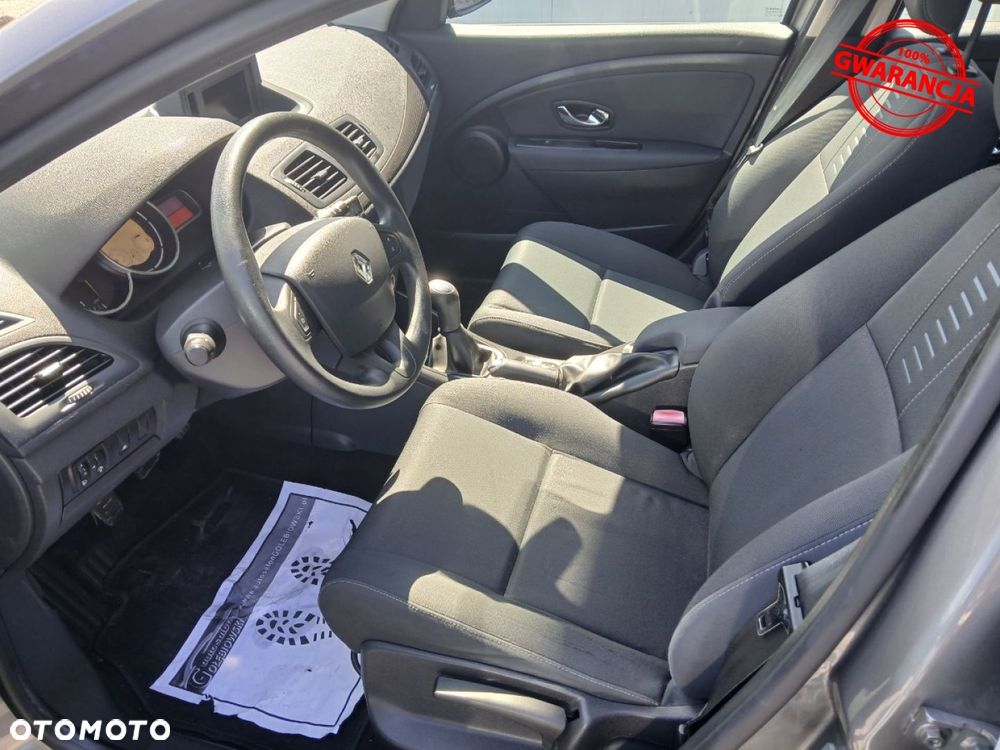 Renault Megane dCi 90 FAP Paris - 16