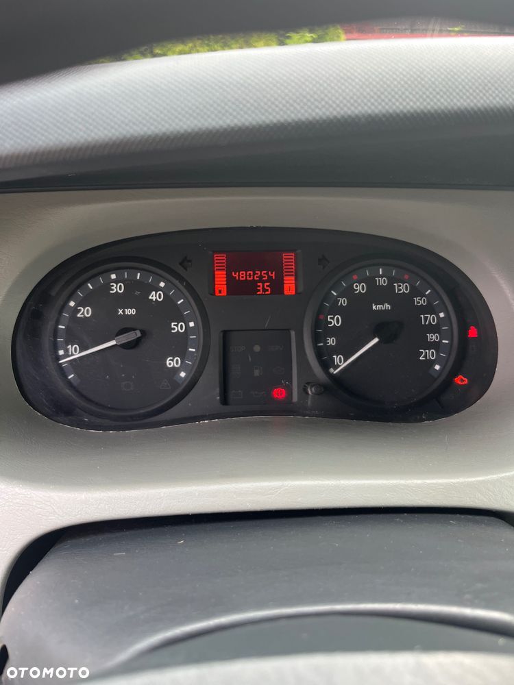 Renault Trafic - 8