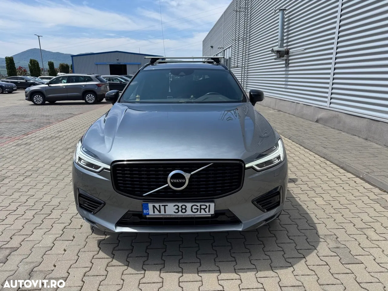 Volvo XC 60 T8 Twin Engine AWD Geartronic Momentum - 5