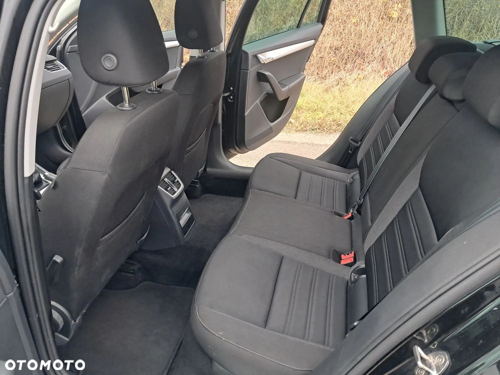 Skoda Octavia 1.6 TDI Premium Edition - 11