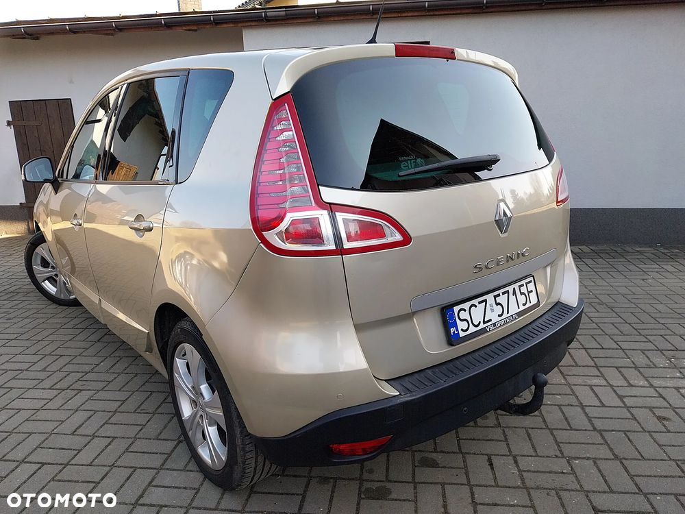 Renault Scenic 1.6 16V Confort Privilege - 3