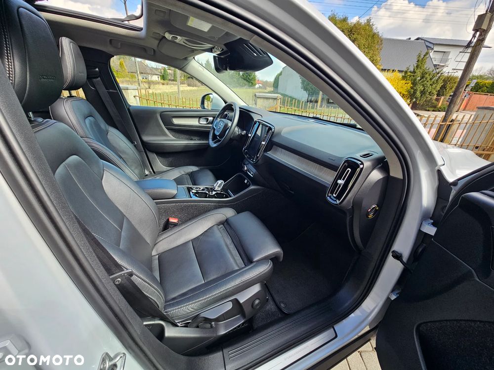 Volvo XC 40 T4 Geartronic Inscription - 24