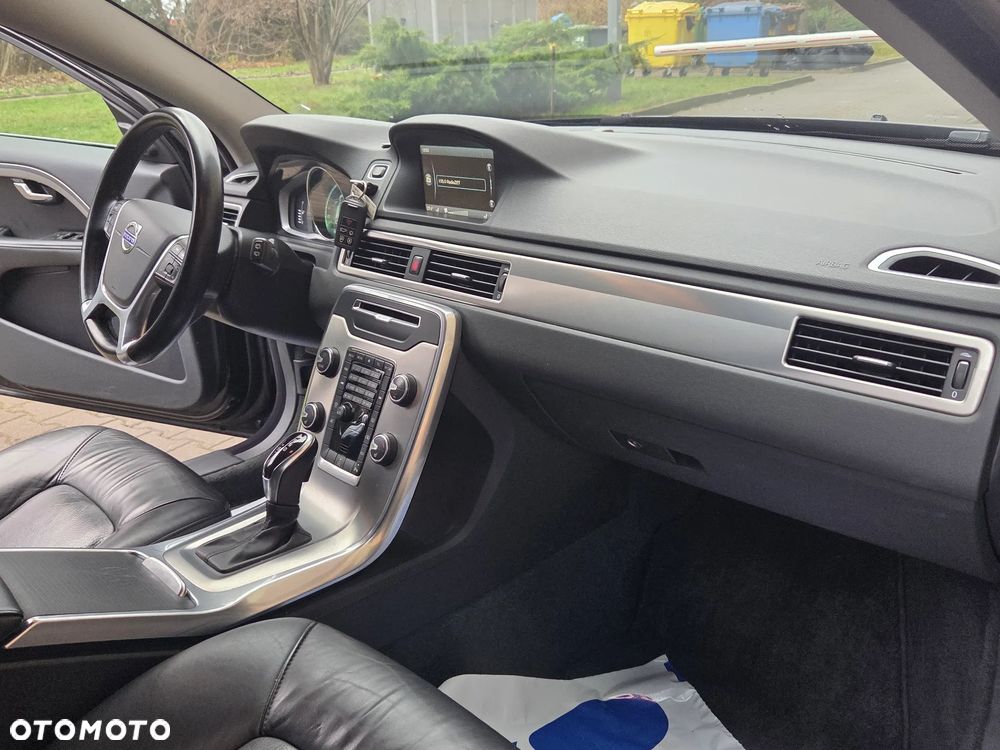Volvo V70 D4 Geartronic Summum - 29