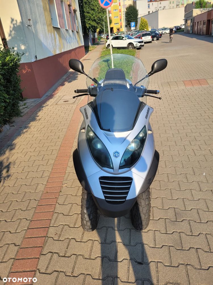 Piaggio MP-3 - 8