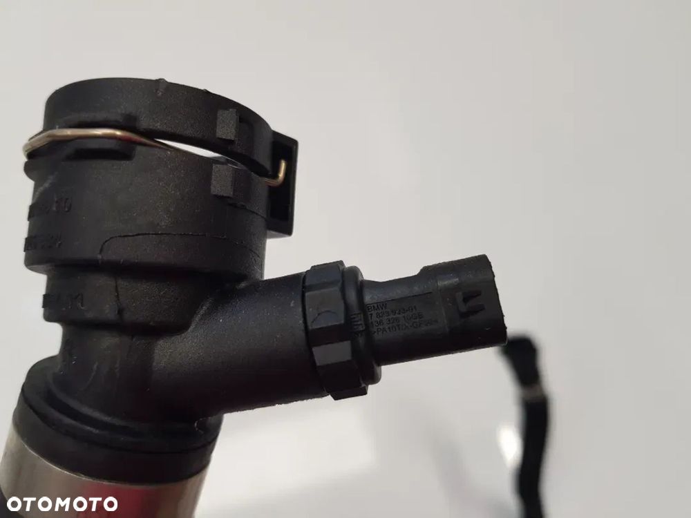 Wąż rura przewód wody czujnik temp BMW X3 X4 X5 X6 F10 F20 F30 7926146 7823993 200735-10 - 6