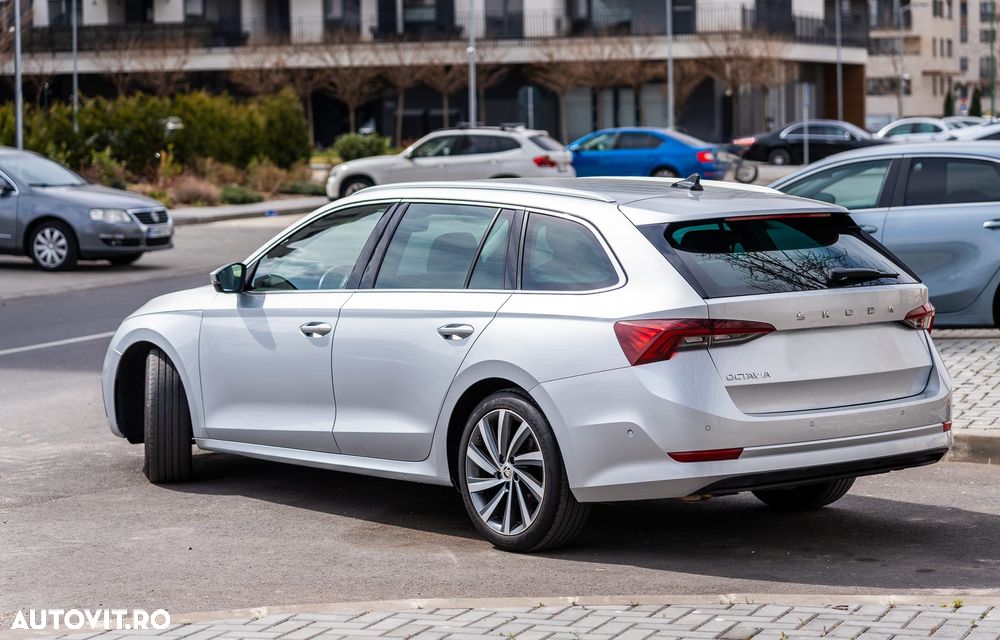 Skoda Octavia 2.0 TDI DSG Ambition - 2
