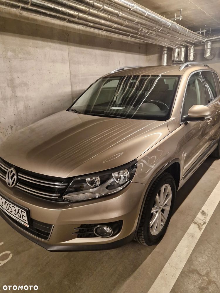 Volkswagen Tiguan 2.0 TDI DPF BlueMotion Technology Sport & Style - 4