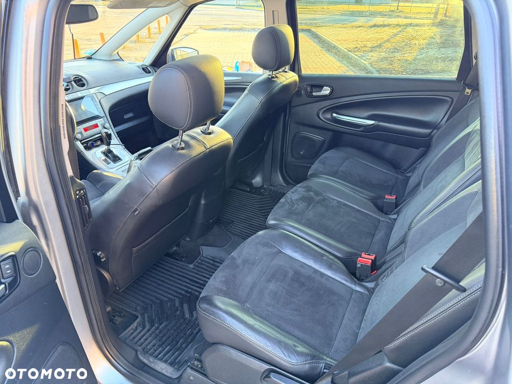 Ford S-Max 2.0 TDCi DPF Titanium X - 29