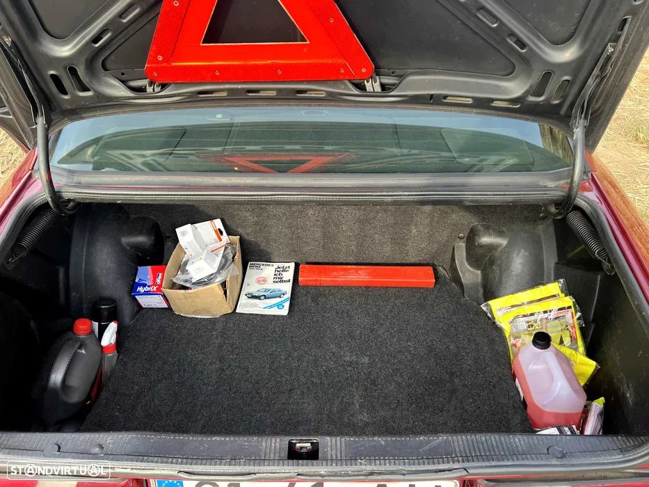 Mercedes-Benz W201 (1982-1993) 190 E 1.8 - 4