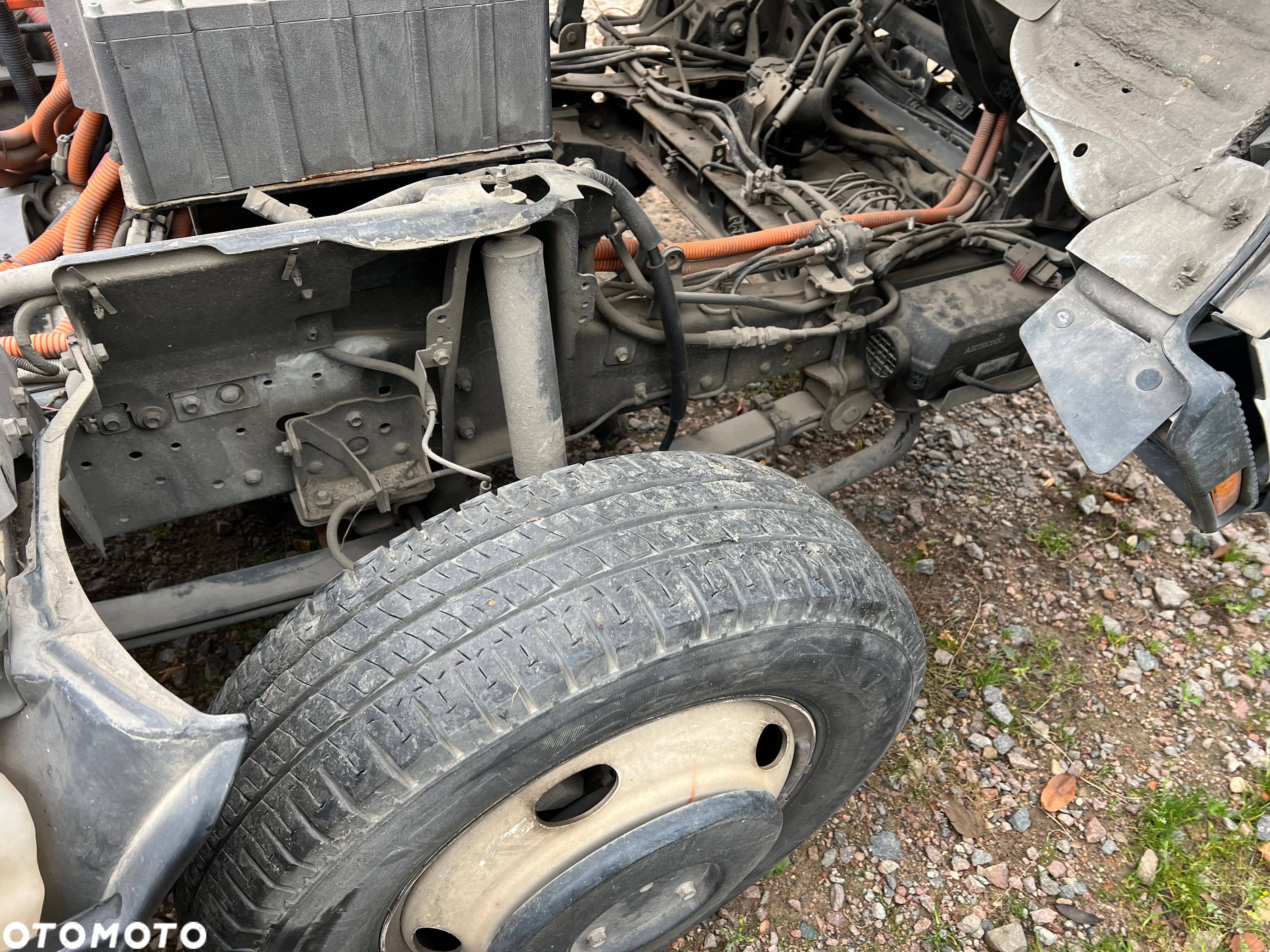 Felga Koło Isuzu NPR M - 3