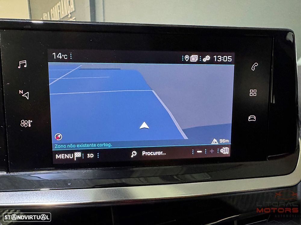 Peugeot 2008 1.2 PureTech Allure EAT8 - 29