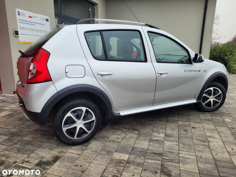 Dacia Sandero Stepway2 1.6 - 17