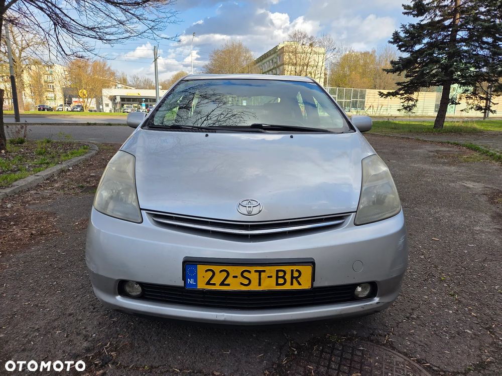 Toyota Prius 1.5 VVT-i Prestige - 1