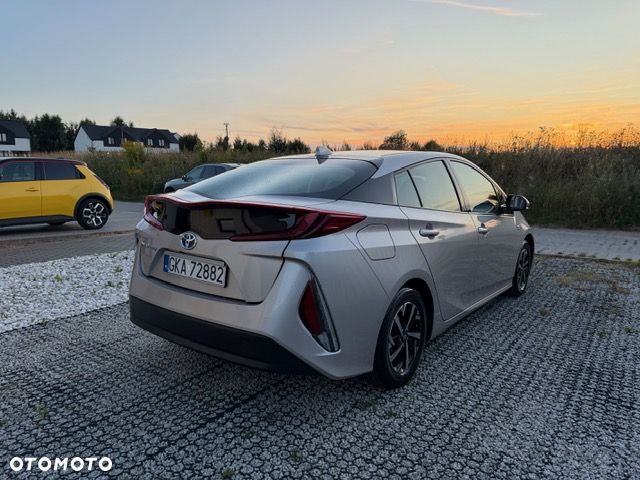 Toyota Prius Hybrid Comfort - 6