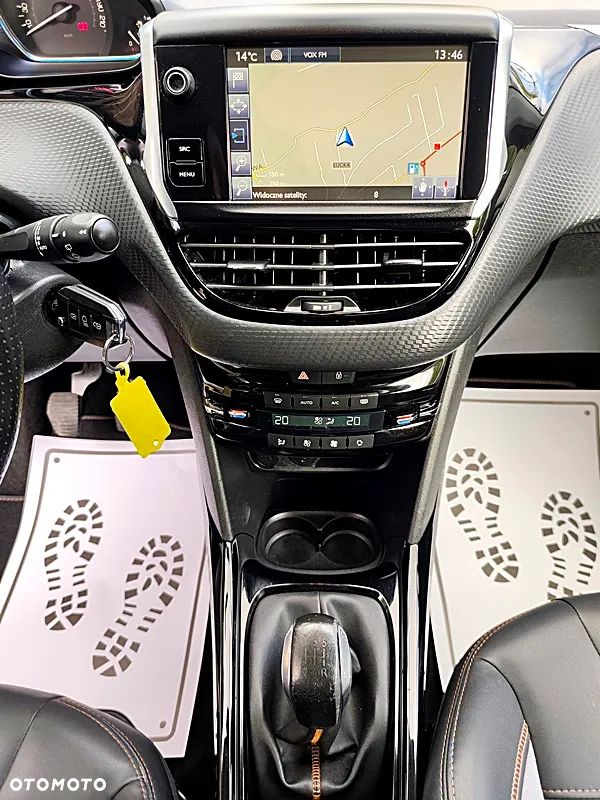 Peugeot 2008 PureTech 110 Stop&Start Crossway - 12