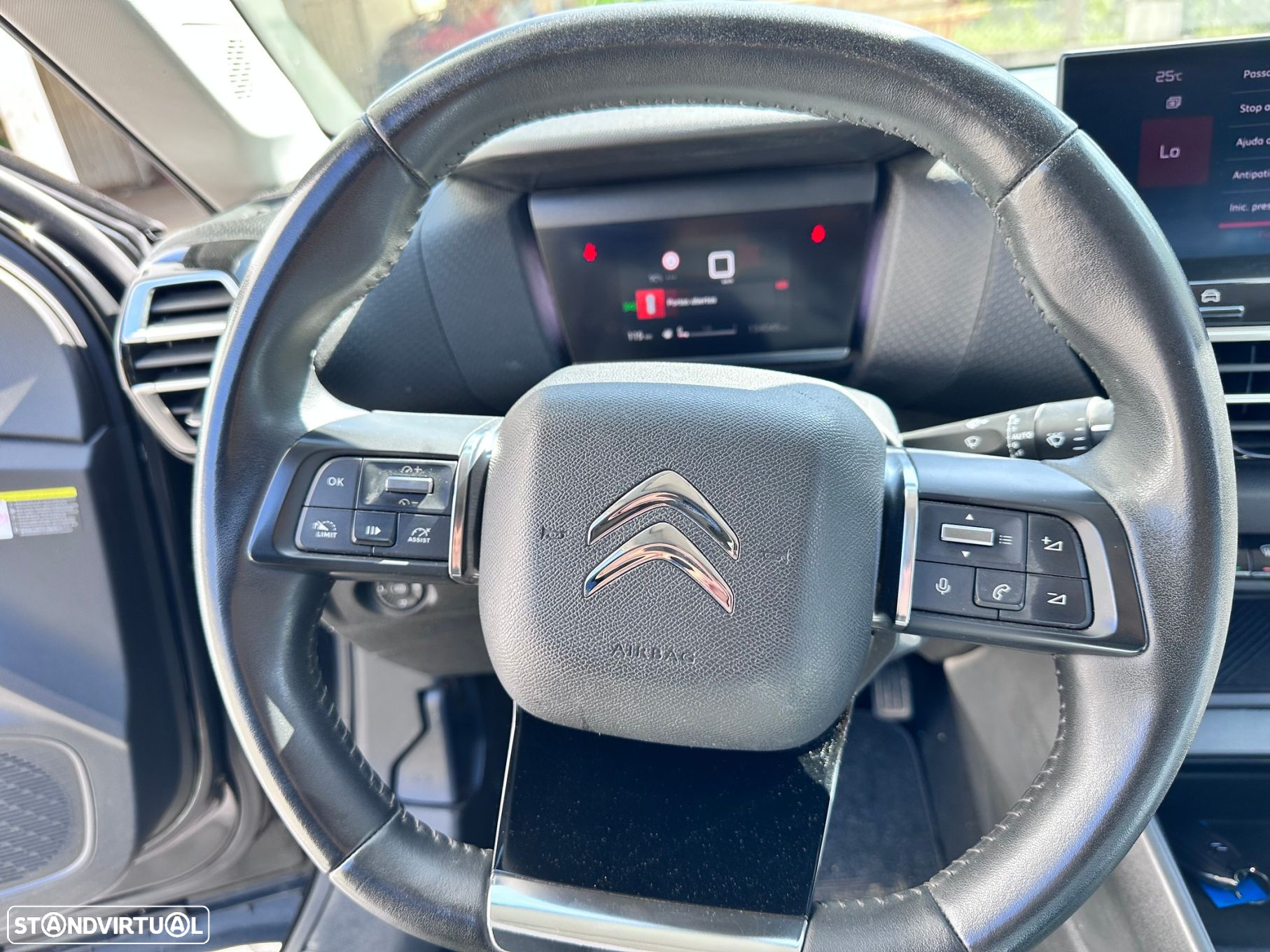 Citroën C4 1.2 PureTech Shine - 27