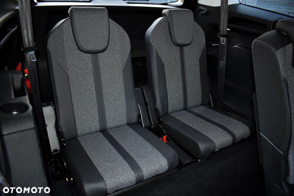 Peugeot 5008 BlueHDi 130 EAT8 Active - 39