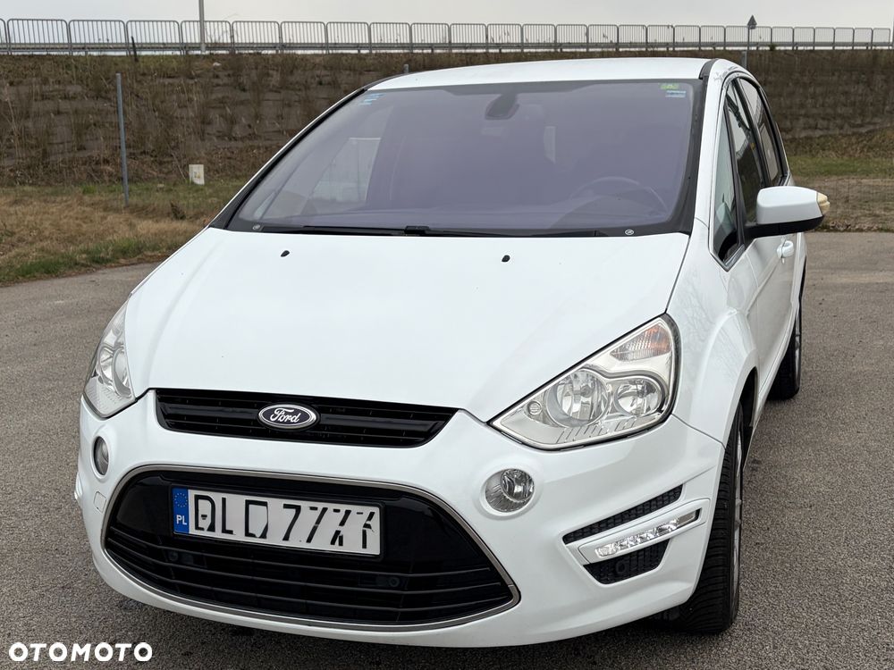 Ford S-Max 2.0 TDCi DPF Titanium - 12