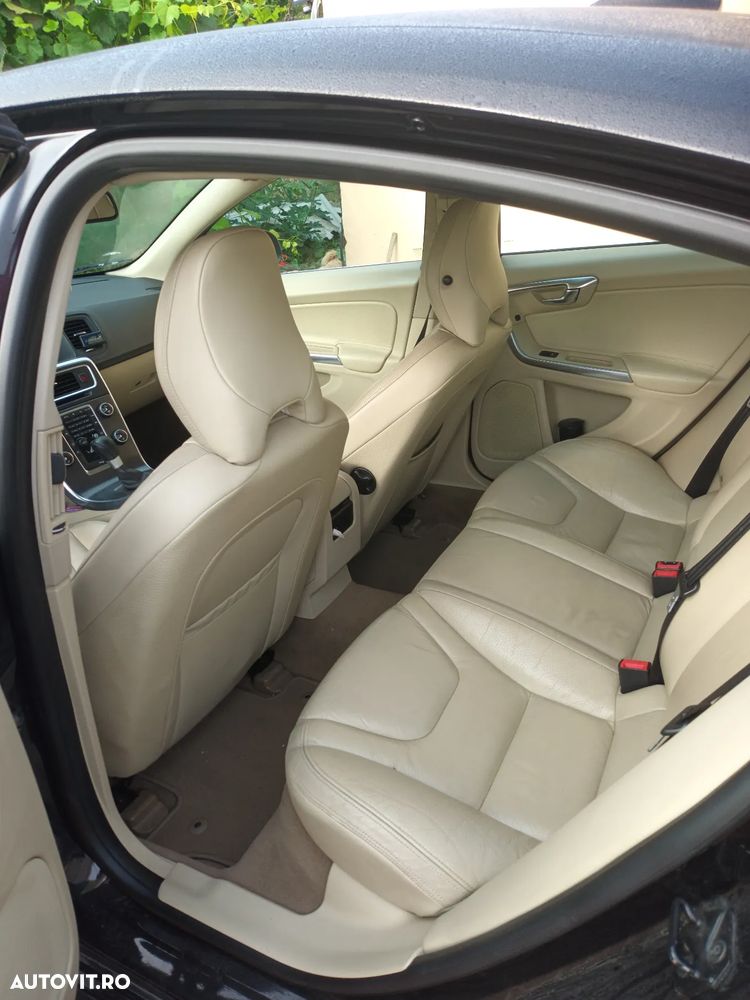Volvo S60 - 4