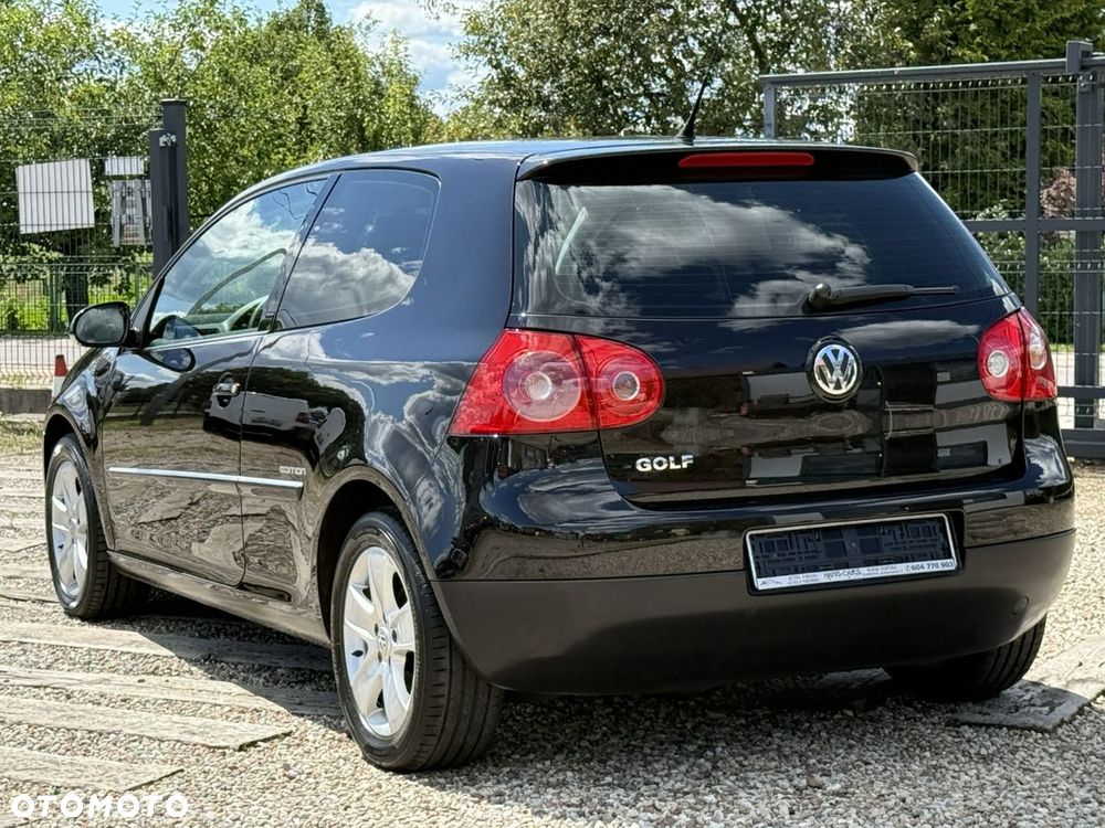 Volkswagen Golf - 4
