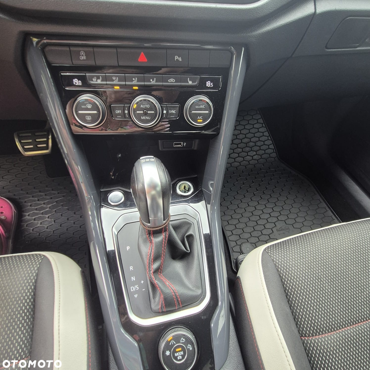 Volkswagen T-Roc 2.0 TSI 4Motion Advance DSG - 14