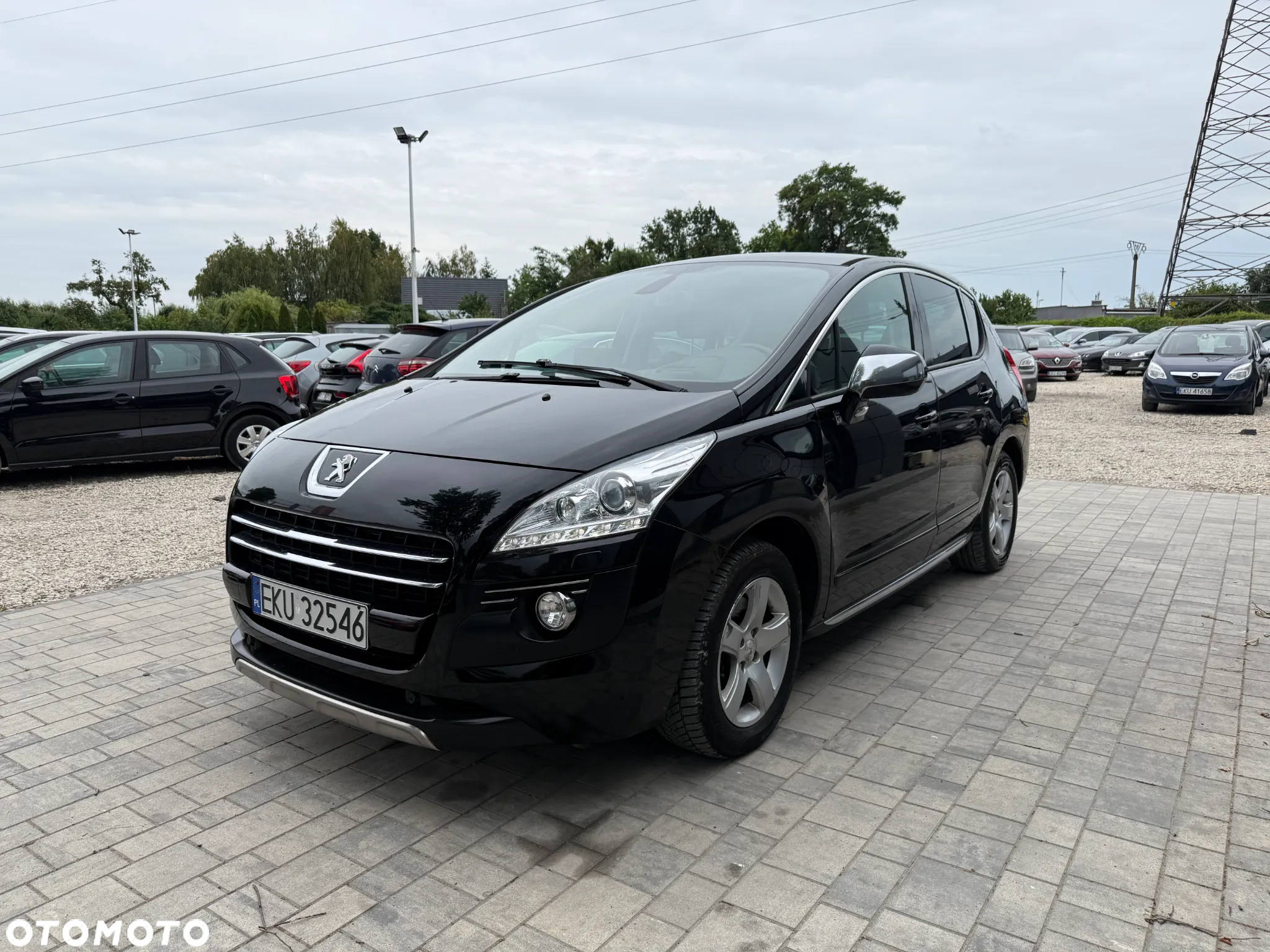 Peugeot 3008 Hybrid4 - 12