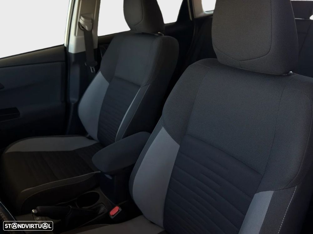 Toyota Auris Touring Sports 1.8 HSD Exclusive - 13