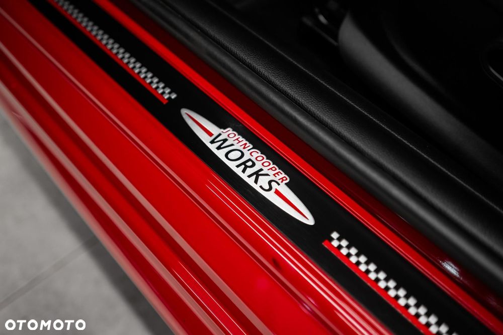 MINI John Cooper Works - 32