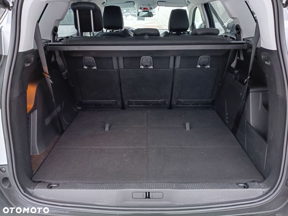 Peugeot 5008 - 13