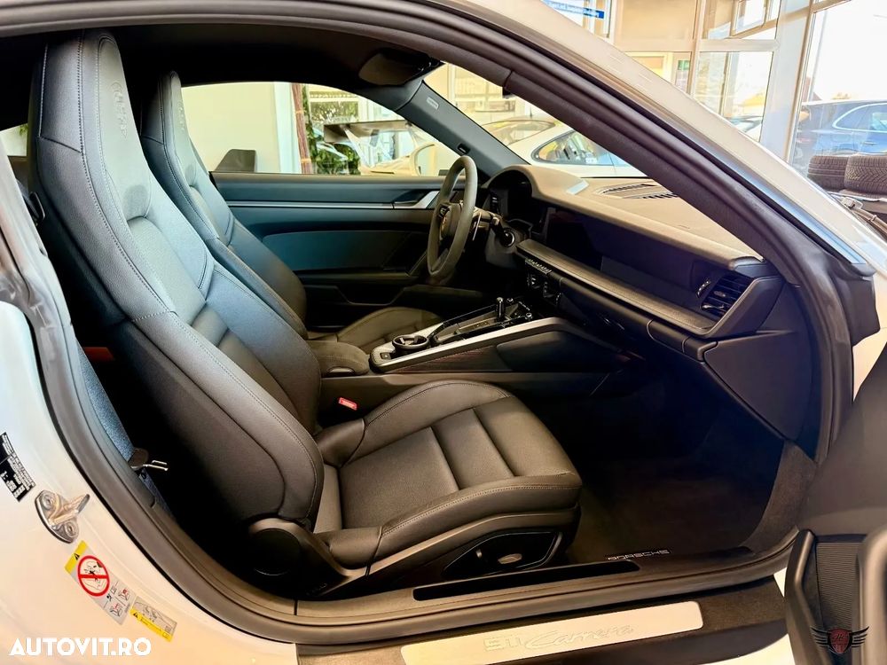 Porsche 911 Carrera PDK - 15
