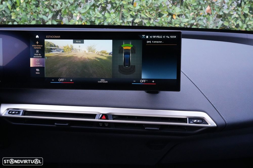 BMW iX xDrive 40 Pack Desportivo - 41
