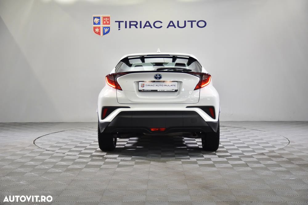 Toyota C-HR - 4