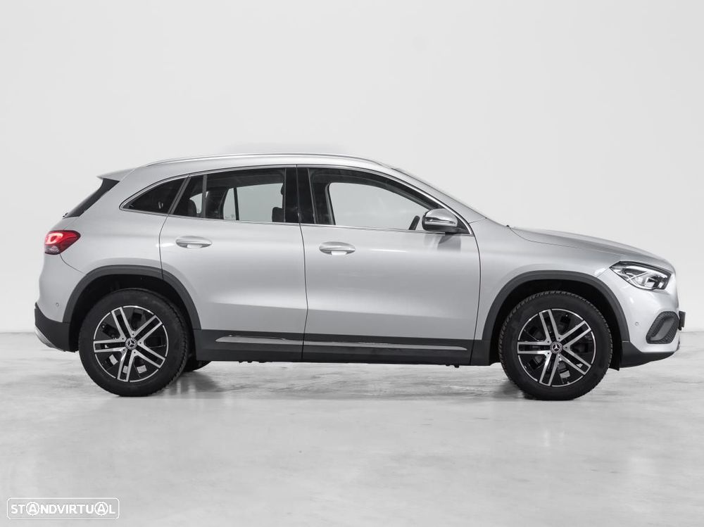 Mercedes-Benz GLA 250 8G-DCT Progressive - 2