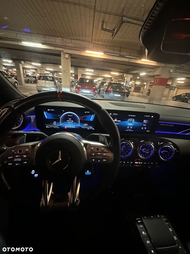 Mercedes-Benz CLA AMG 35 4-Matic 7G-DCT - 17