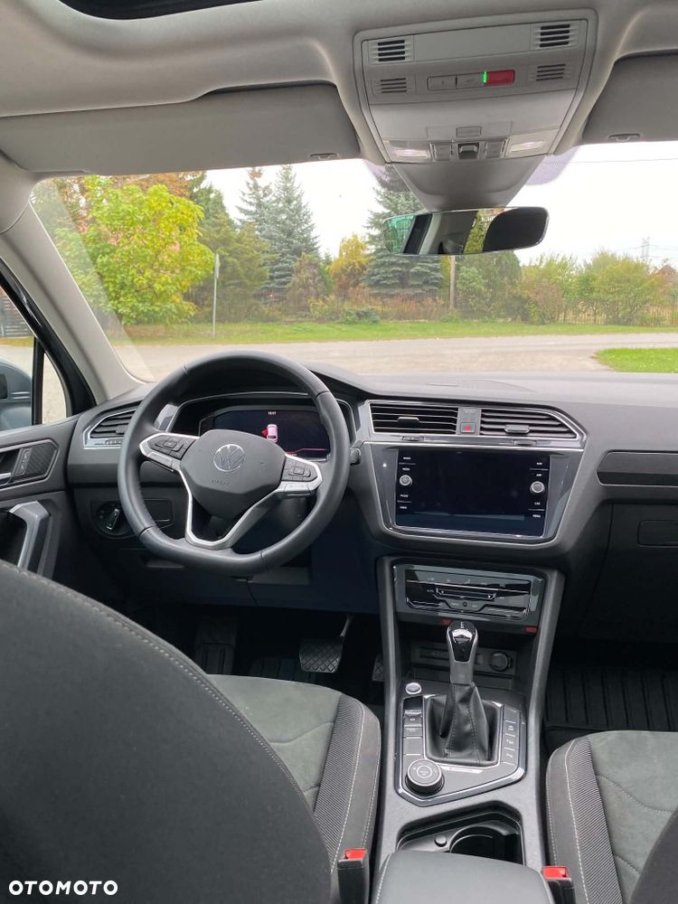 Volkswagen Tiguan - 13