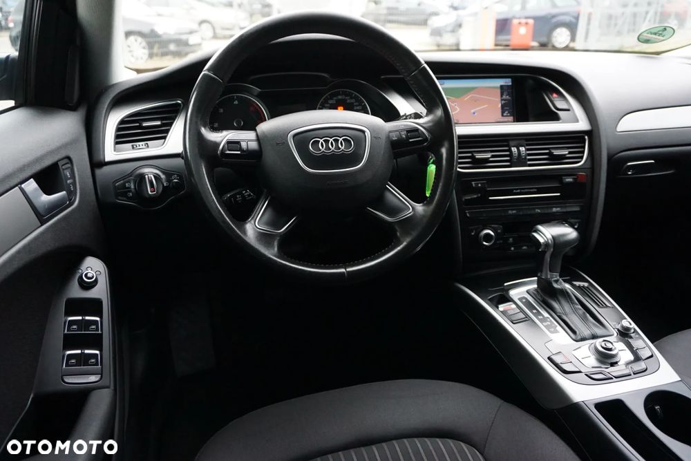 Audi A4 - 12