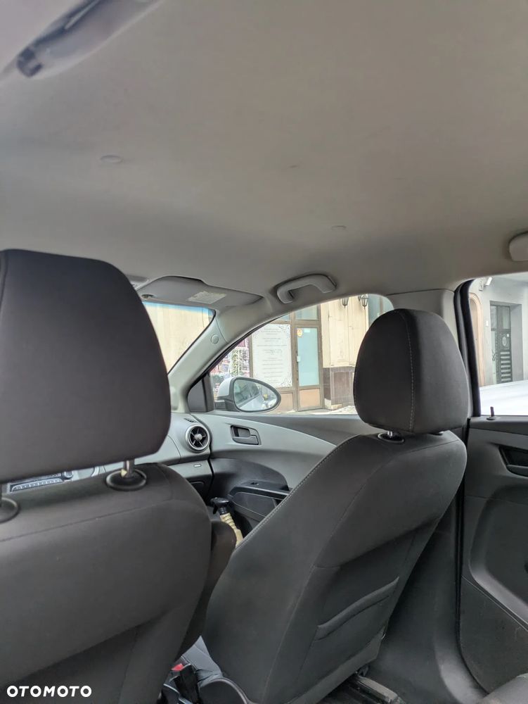 Chevrolet Aveo 1.4 16V LT - 22