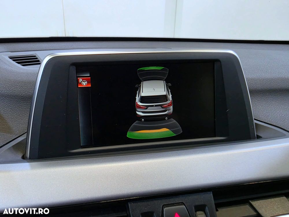 BMW X1 sDrive18d - 11