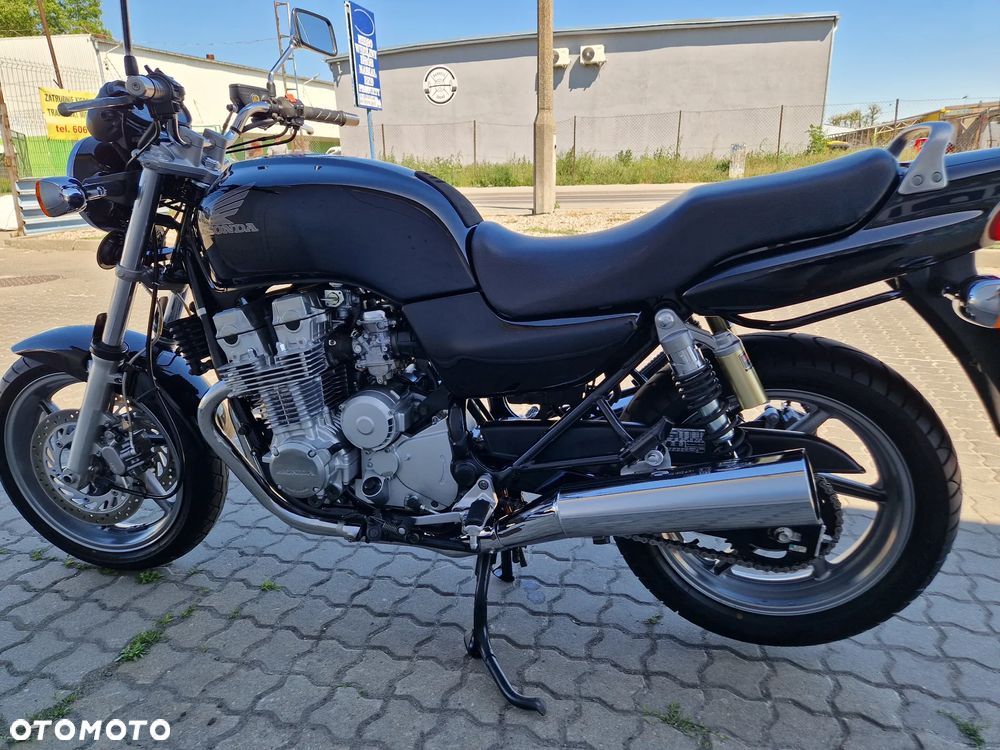 Honda CB - 17