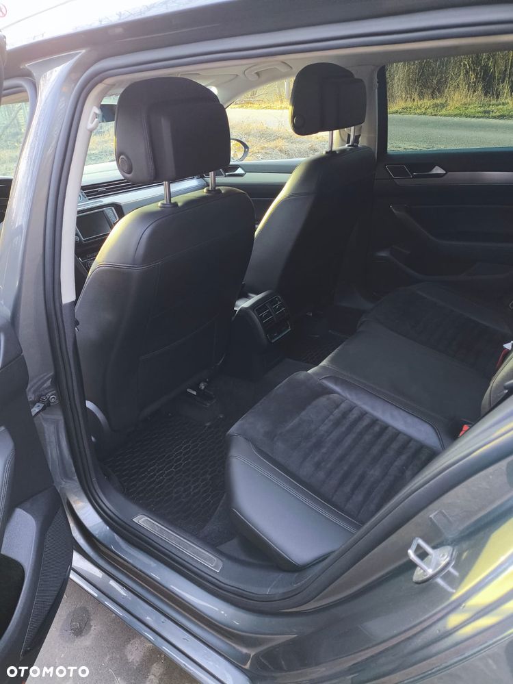 Volkswagen Passat - 3